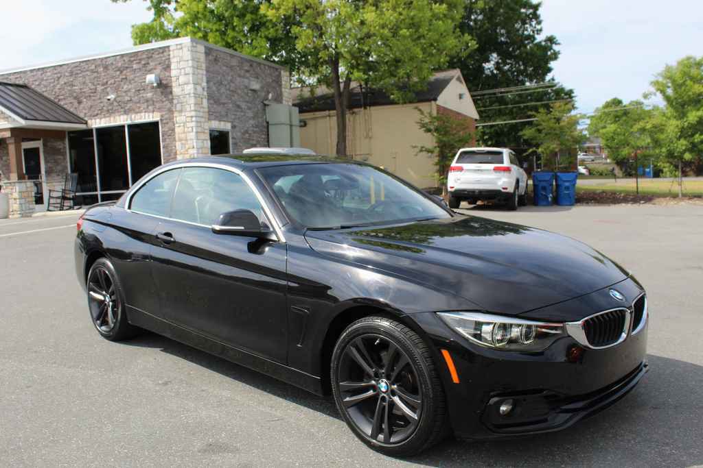 Used 2019 BMW 430i xDrive Convertible w/ Convenience Package AWD/4WD image 3