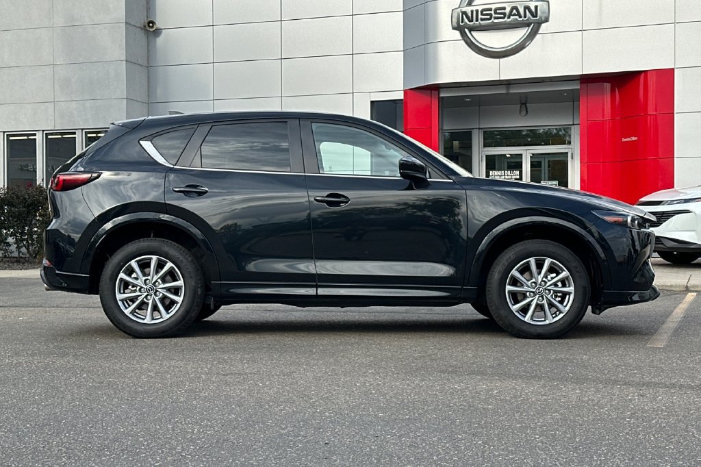 Used 2025 MAZDA CX-5 AWD 2.5 S w/ Select Package image 3