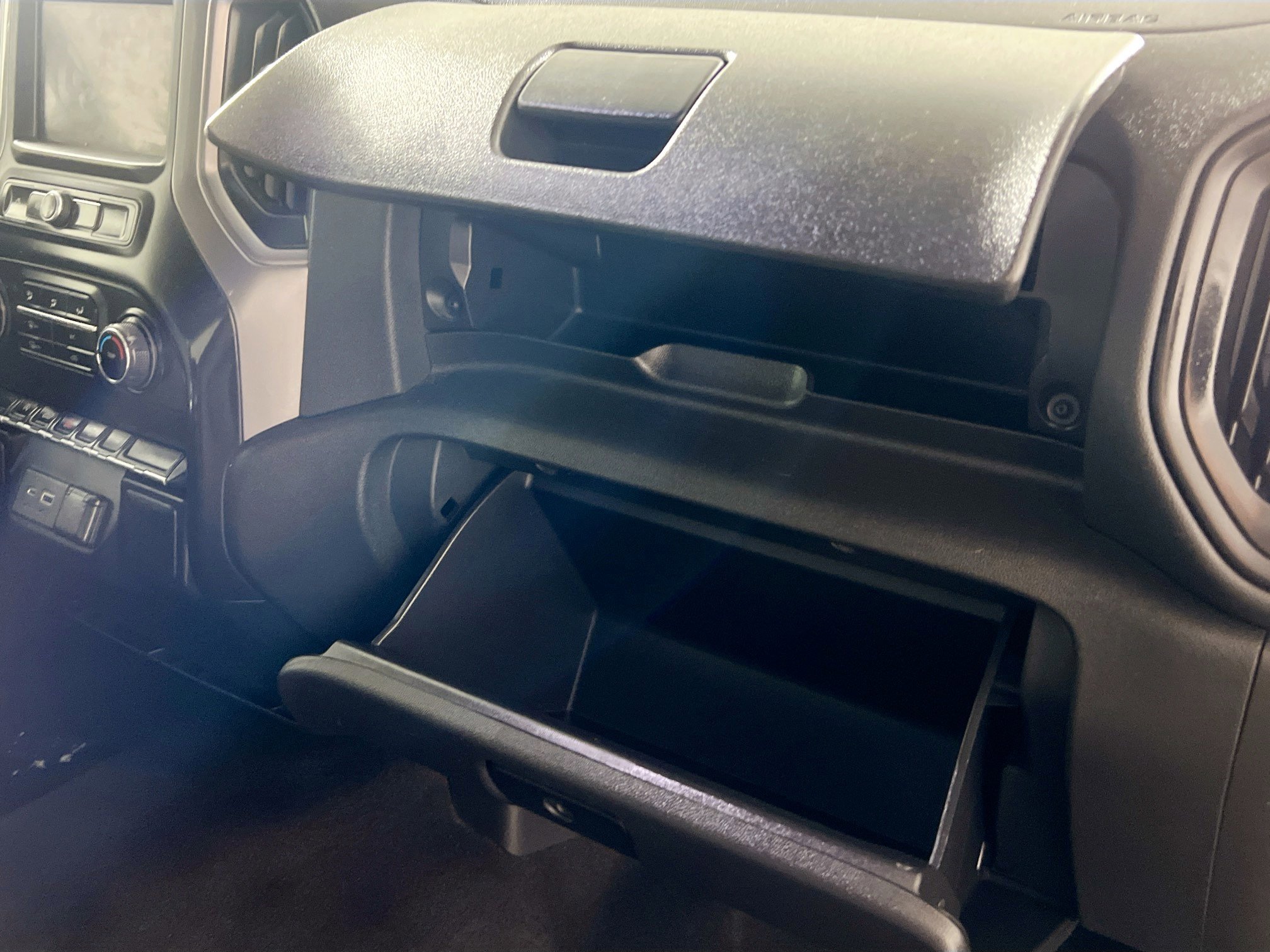 Used 2022 Chevrolet Silverado 1500 Custom image 34