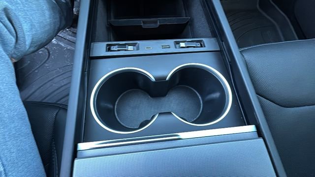 Used 2026 Tesla Model Y Long Range image 20