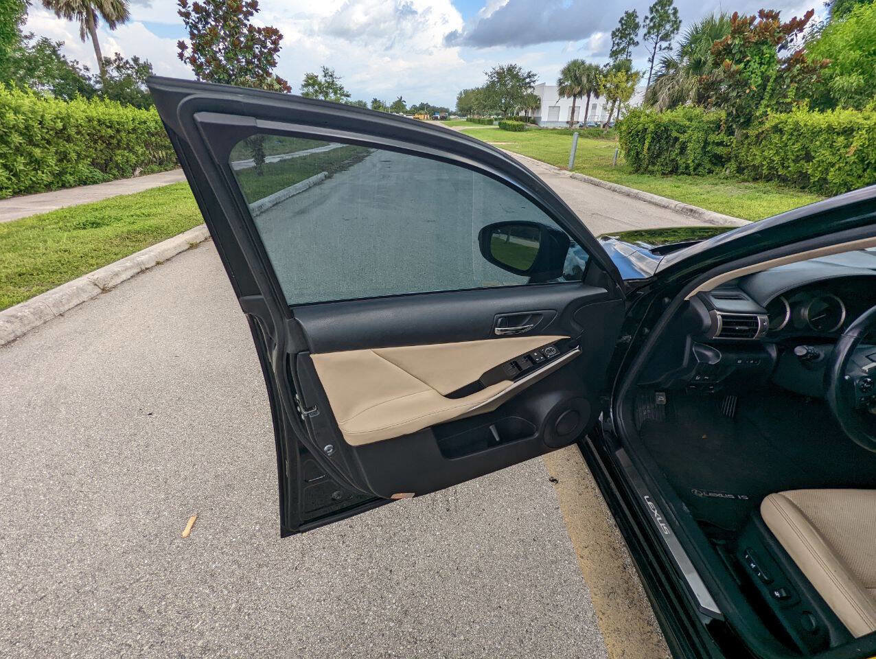 Used 2015 Lexus IS 350 image 12