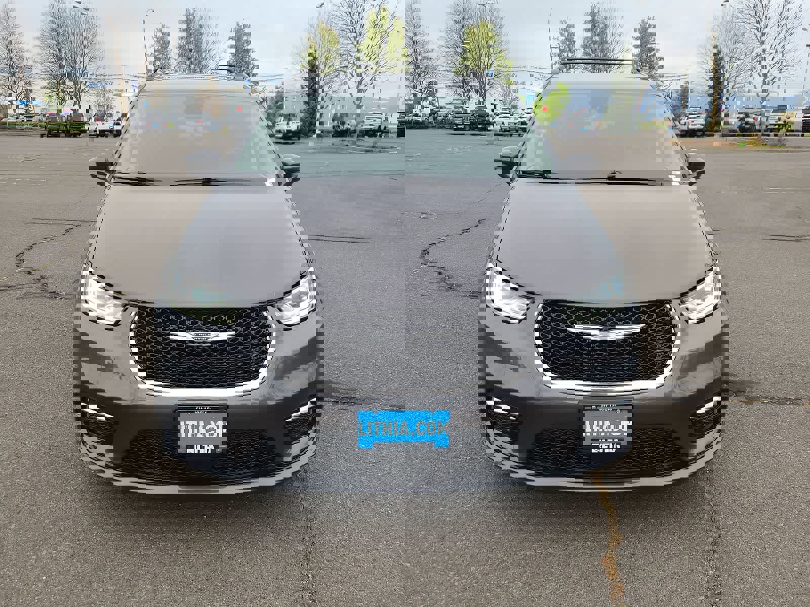 Used 2022 Chrysler Pacifica Touring-L FWD image 14