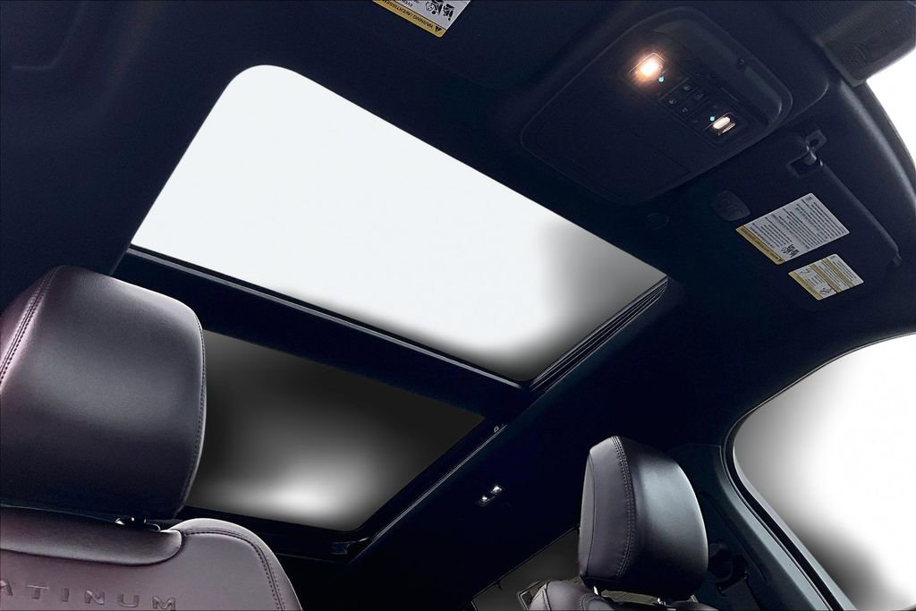 Certified 2023 Ford Explorer Platinum w/ Technology Package AWD/4WD image 22