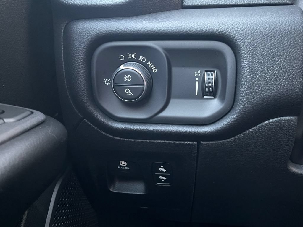 New 2026 RAM 1500 Big Horn AWD/4WD image 19