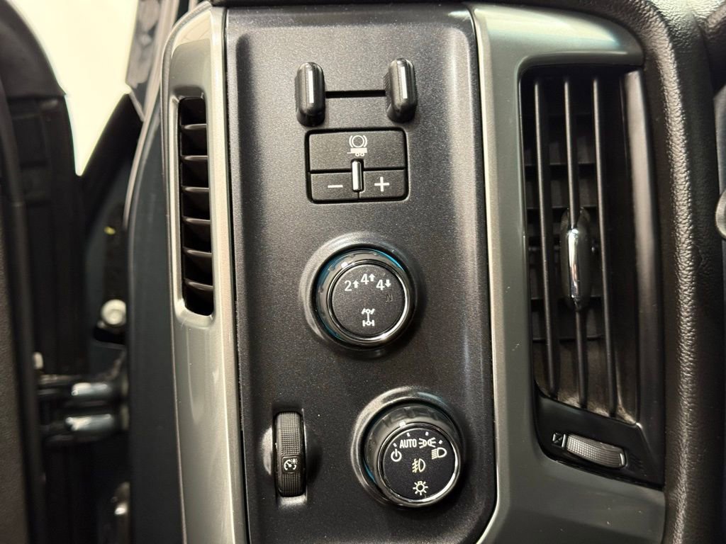 Used 2018 Chevrolet Silverado 3500 LT w/ LT Convenience Package AWD/4WD image 31