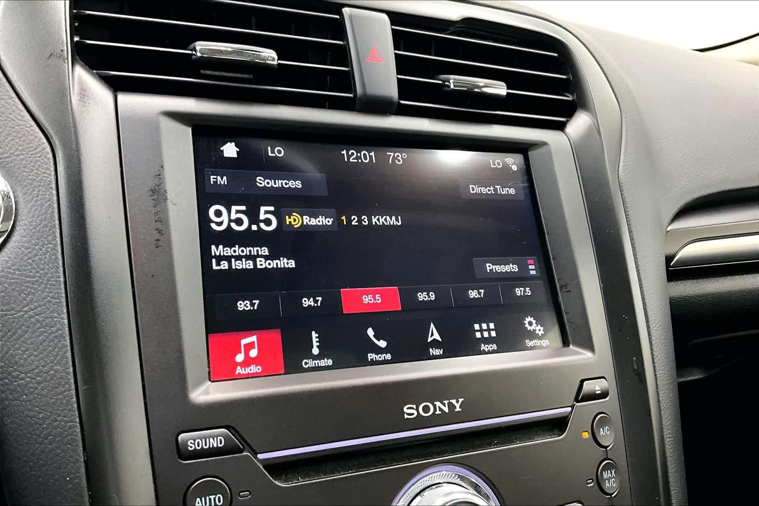 Used 2019 Ford Fusion Titanium FWD image 32
