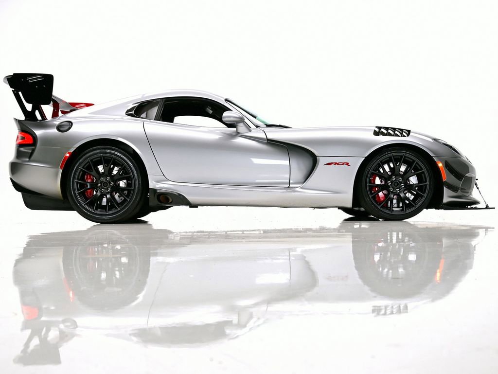 Used 2016 Dodge Viper ACR w/ Extreme Aero Package image 42