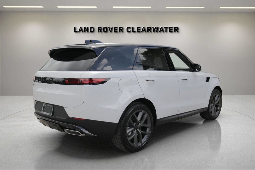 New 2027 Land Rover Range Rover Sport SE AWD/4WD image 5