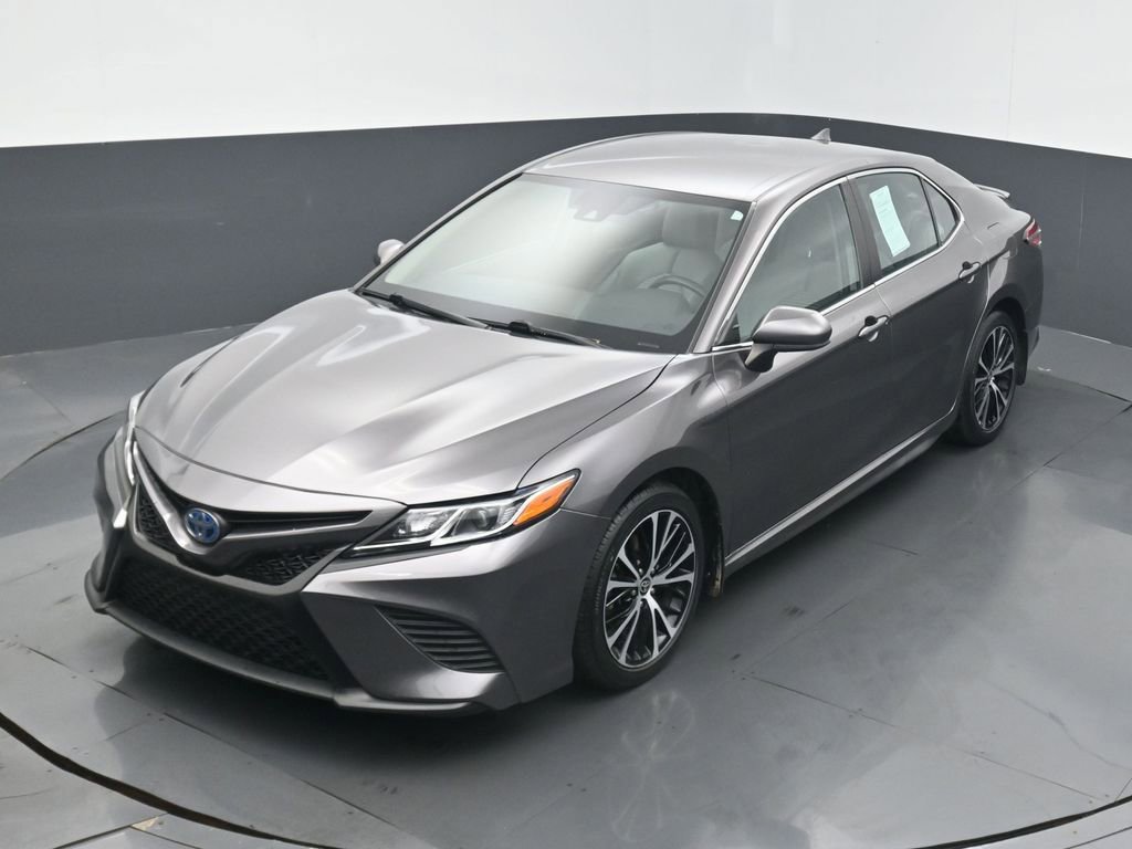 Used 2020 Toyota Camry SE FWD image 9