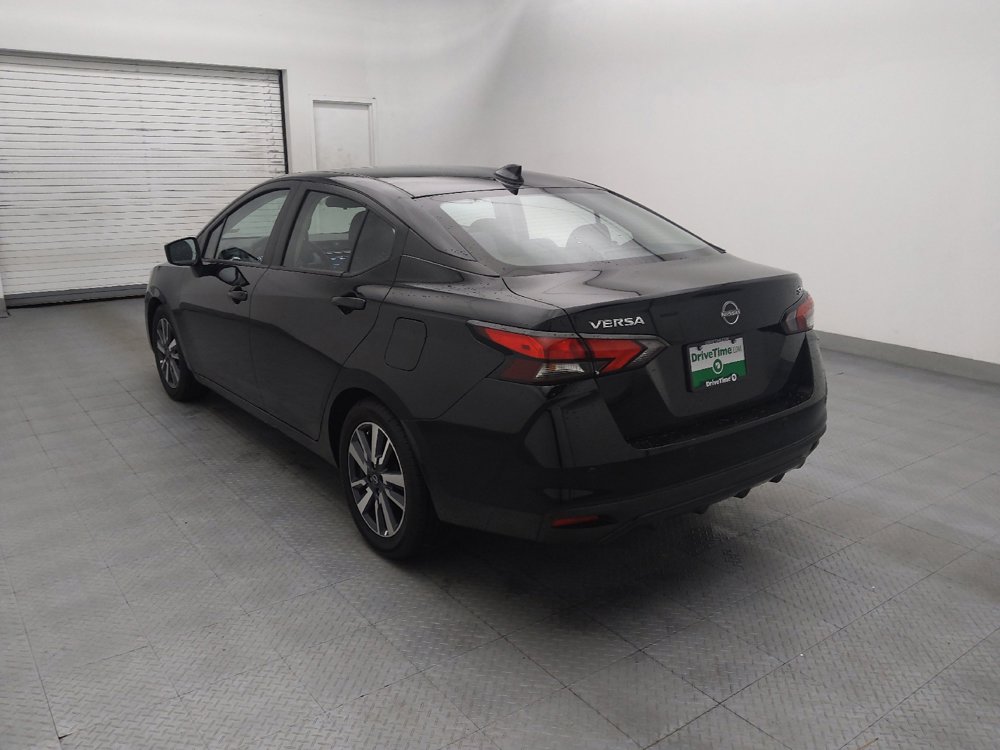 Used 2023 Nissan Versa SV FWD image 5