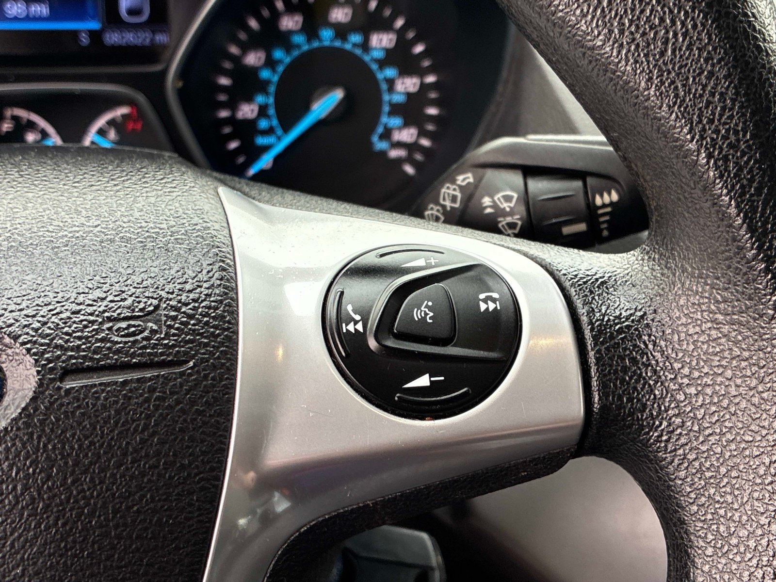 Used 2016 Ford Escape SE AWD/4WD image 24