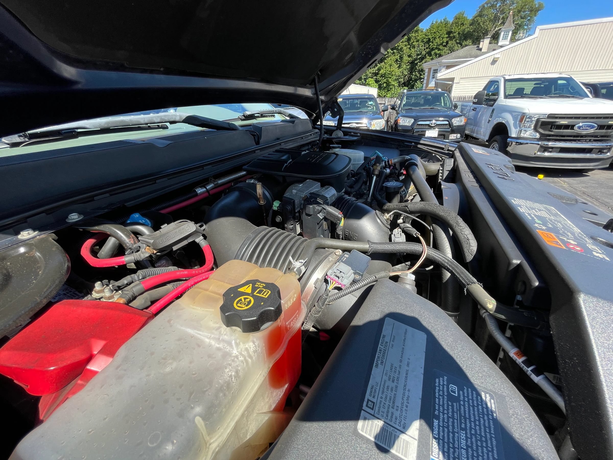Used 2011 Chevrolet Silverado 3500 W/T w/ Snow Plow Prep Package AWD/4WD image 22