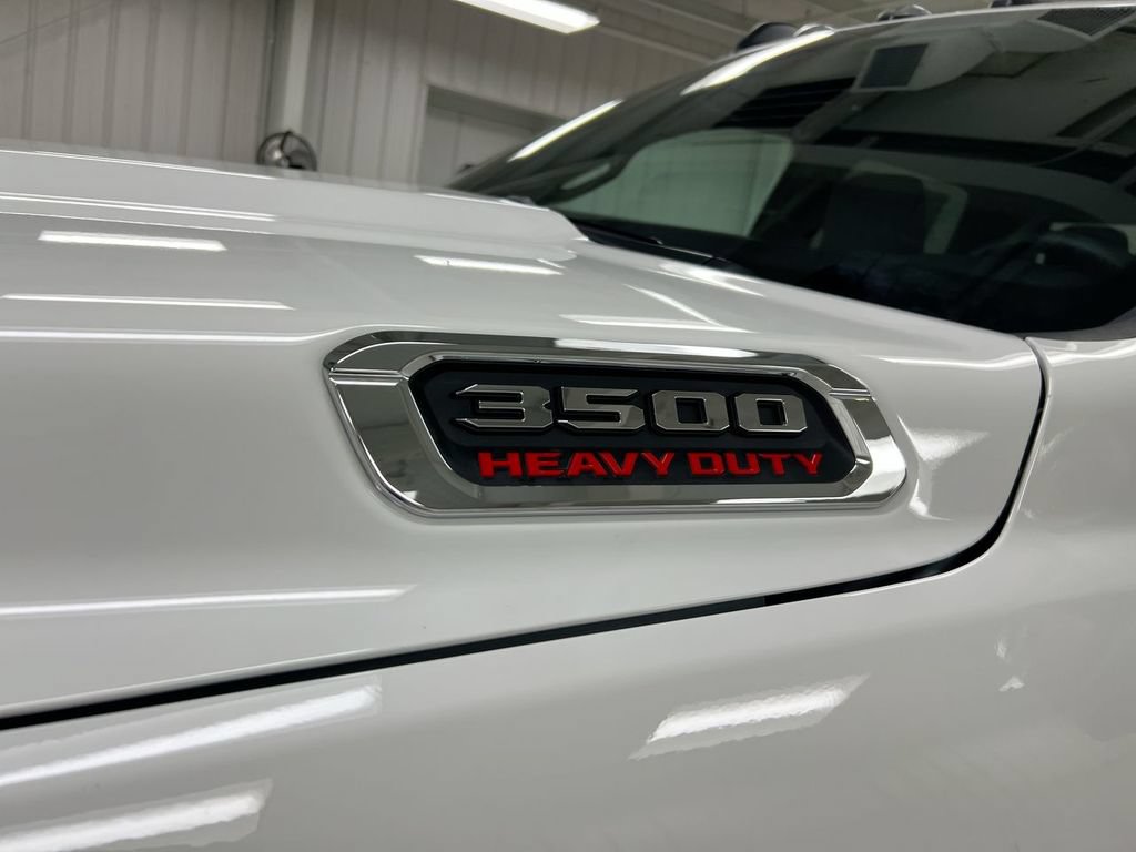 New 2026 RAM 3500 Tradesman AWD/4WD image 21