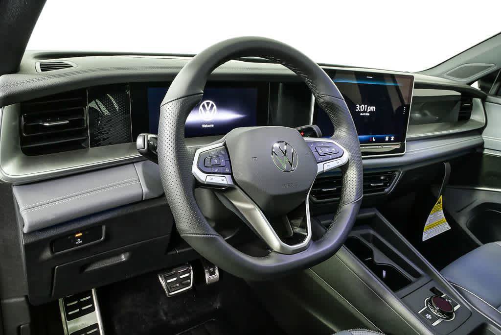 New 2026 Volkswagen Tiguan SE R-Line FWD image 6