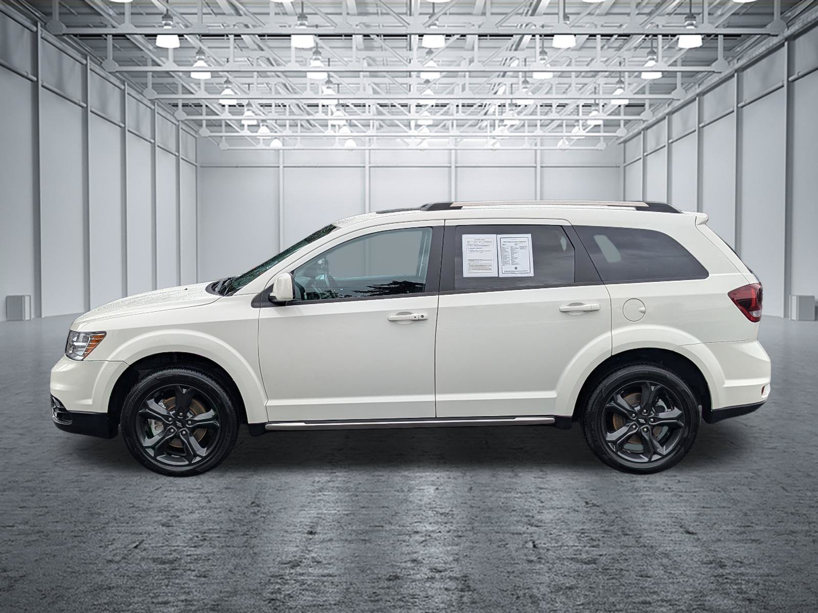 Used 2020 Dodge Journey Crossroad FWD image 2