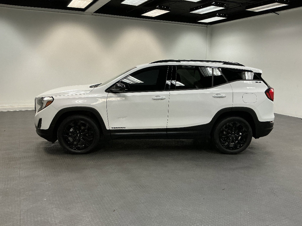 Used 2020 GMC Terrain SLE w/ Driver Convenience Package AWD/4WD image 2