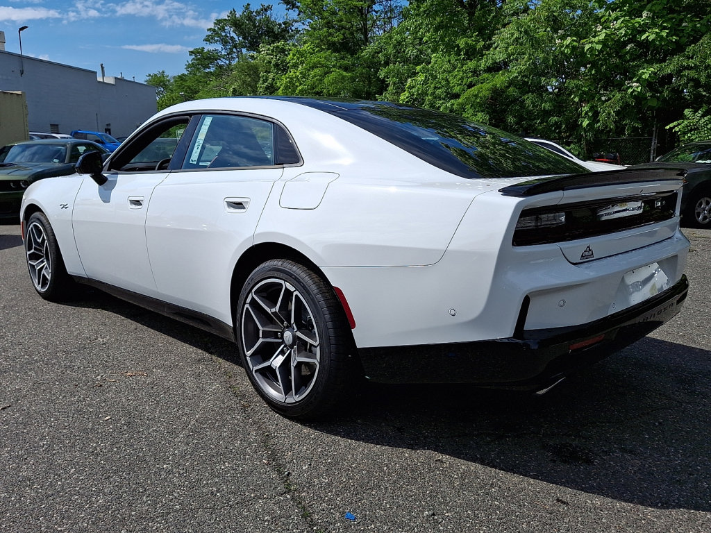 New 2026 Dodge Charger R/T AWD/4WD image 7