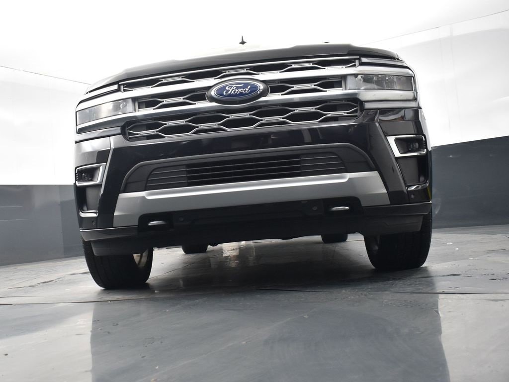 Certified 2024 Ford Expedition Max Platinum image 23