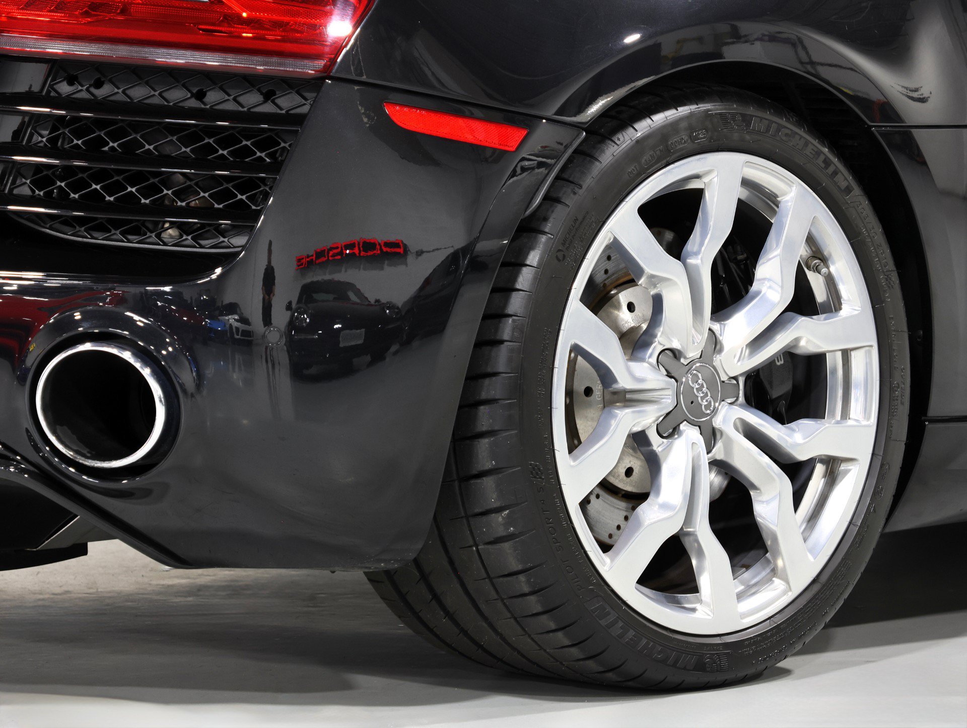 Used 2014 Audi R8 V10 AWD/4WD image 36