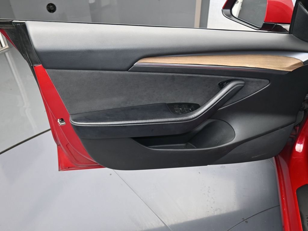 Used 2022 Tesla Model 3 Standard Range image 13