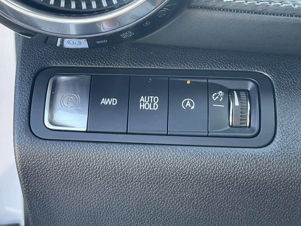 Used 2025 Chevrolet Equinox LT AWD/4WD image 21