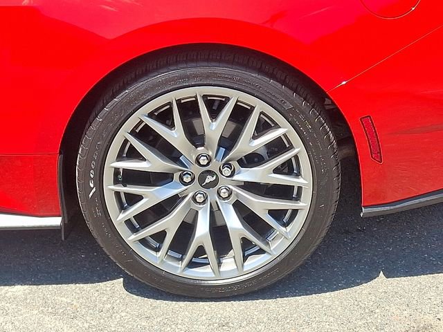 Used 2025 Ford Mustang Premium RWD image 25
