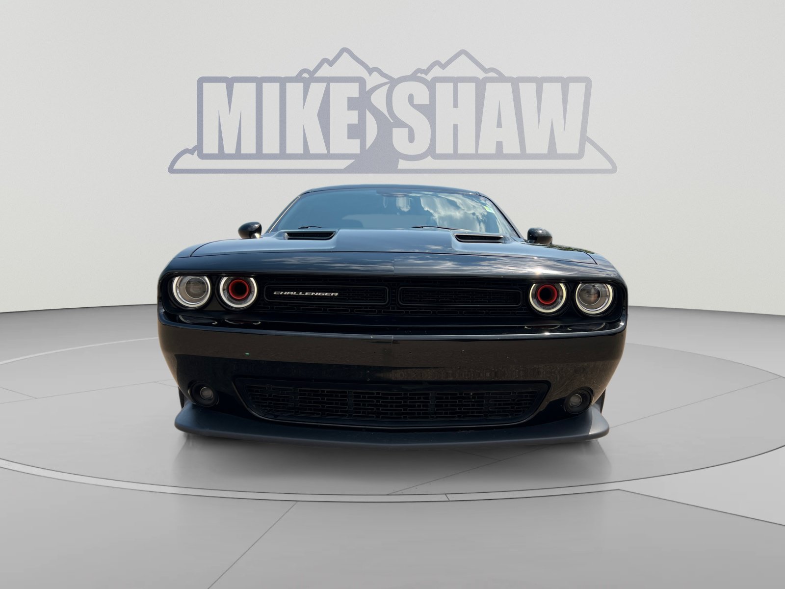 Used 2016 Dodge Challenger R/T Scat Pack w/ Leather Interior Group RWD image 8
