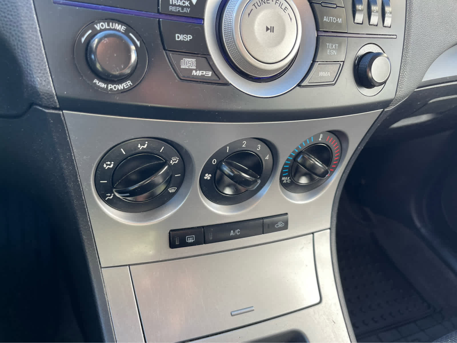 Used 2010 MAZDA MAZDA3 i Sport image 15