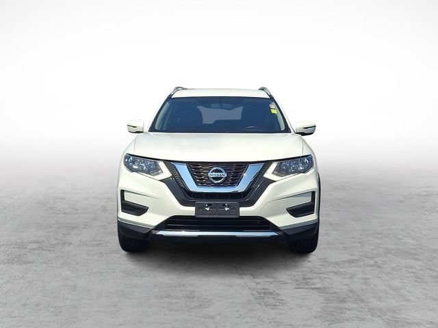 Used 2017 Nissan Rogue SV AWD/4WD image 2