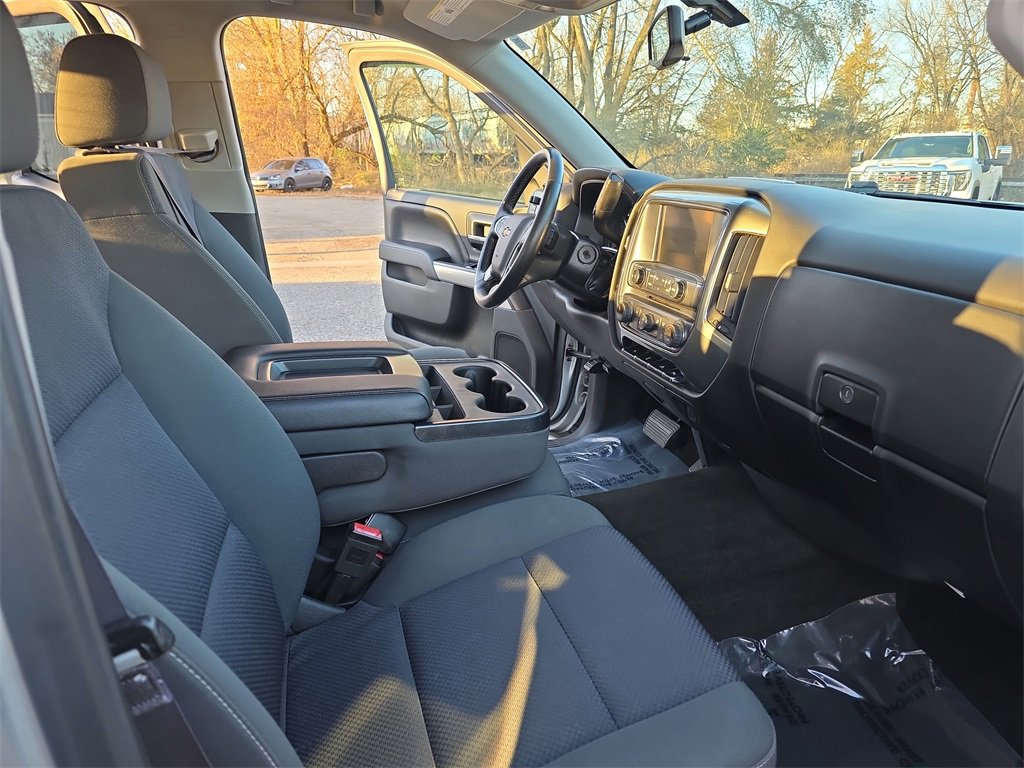 Used 2017 Chevrolet Silverado 1500 LT w/ All Star Edition image 10