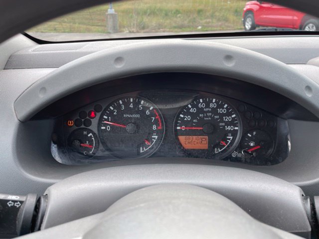 Used 2015 Nissan Frontier SV w/ SV Value Truck Package RWD image 27