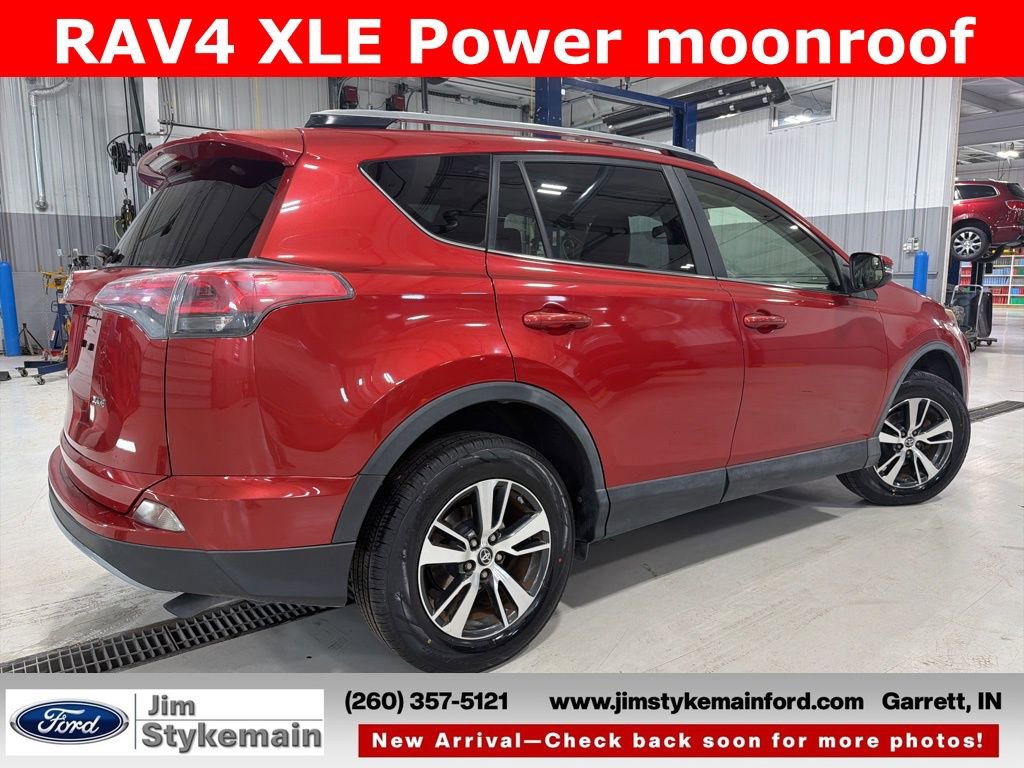 Used 2017 Toyota RAV4 XLE image 9