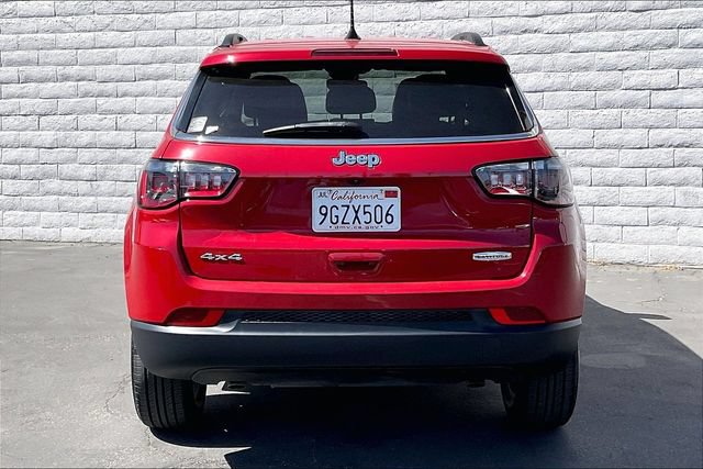 Certified 2023 Jeep Compass Latitude AWD/4WD image 3