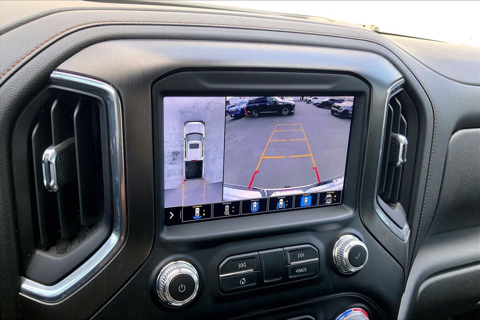 Used 2021 GMC Sierra 1500 AT4 w/ AT4 Value Package AWD/4WD image 26