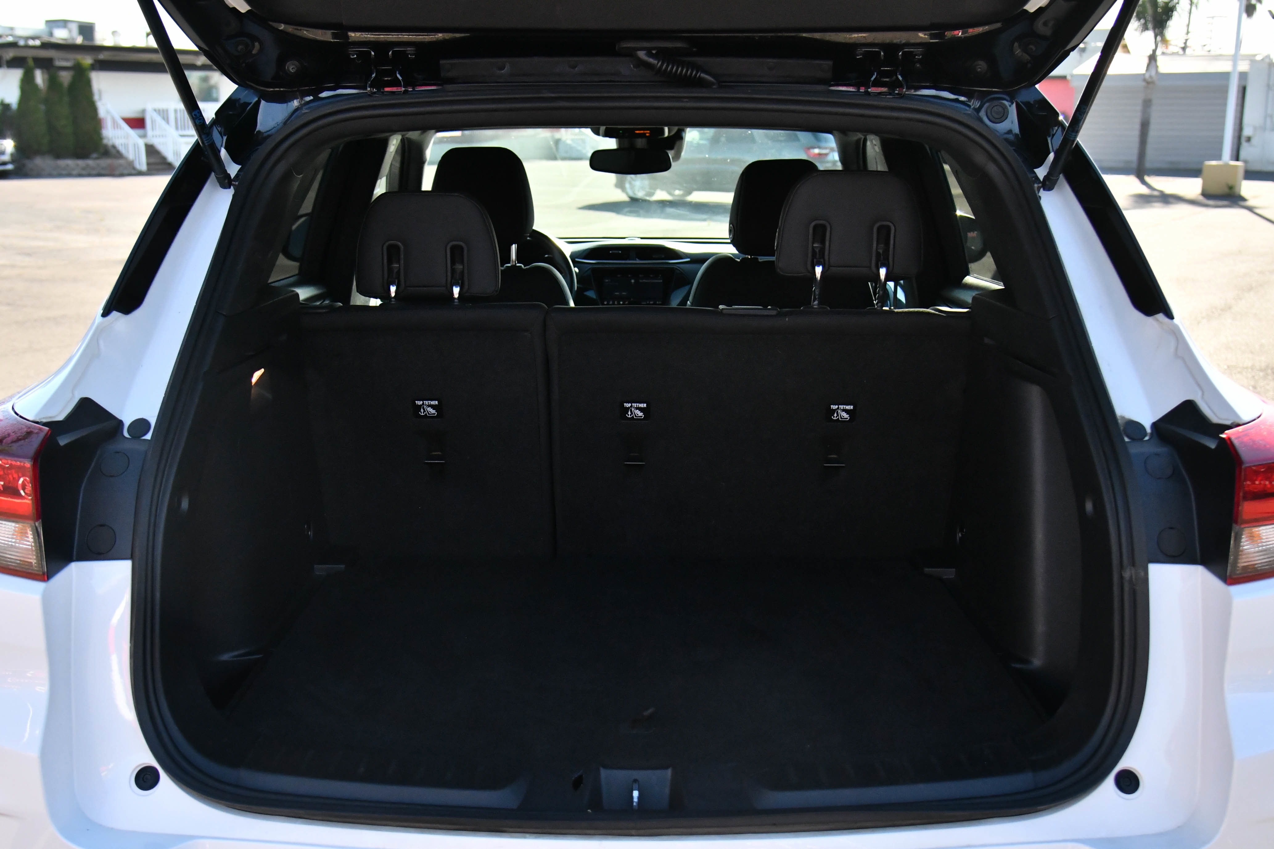 Used 2023 Chevrolet TrailBlazer RS w/ Convenience Package image 36