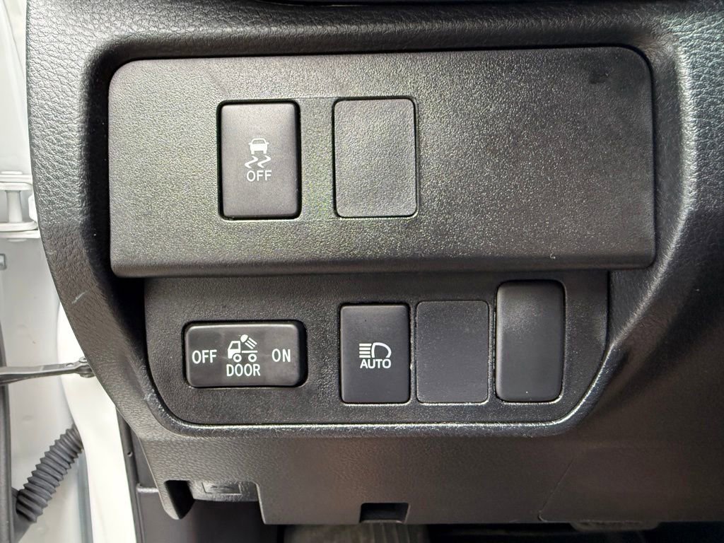 Certified 2023 Toyota Tacoma SR5 RWD image 25