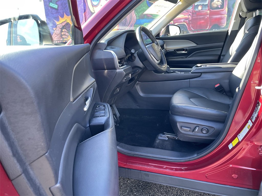 Used 2024 Toyota Grand Highlander XLE image 14