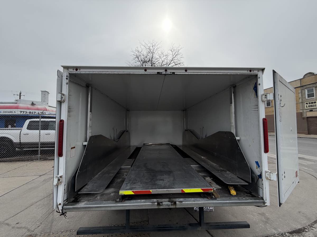 Used 2018 Ford Transit 350 156 DRW RWD image 16