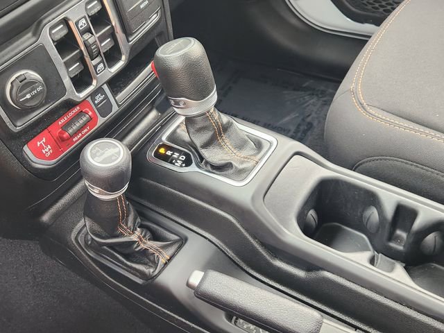 Used 2022 Jeep Gladiator Mojave AWD/4WD image 16