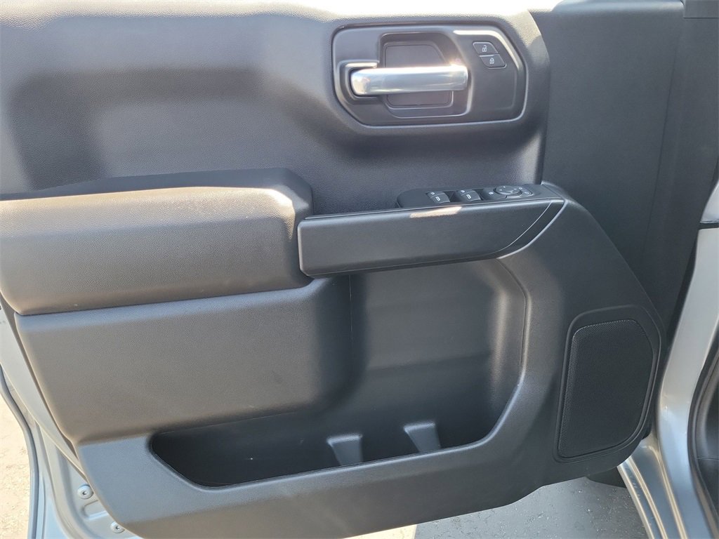 Used 2025 Chevrolet Silverado 1500 Custom image 27