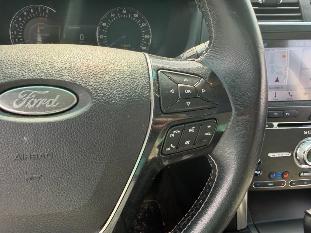 Used 2017 Ford Explorer Platinum AWD/4WD image 28
