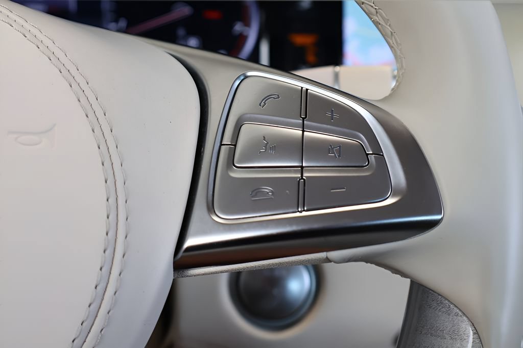 Used 2017 Mercedes-Benz S 550 Cabriolet image 21
