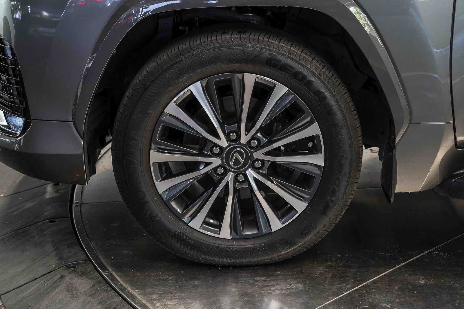 Used 2024 Lexus LX 600 4WD w/ Interior Upgrade Package image 9
