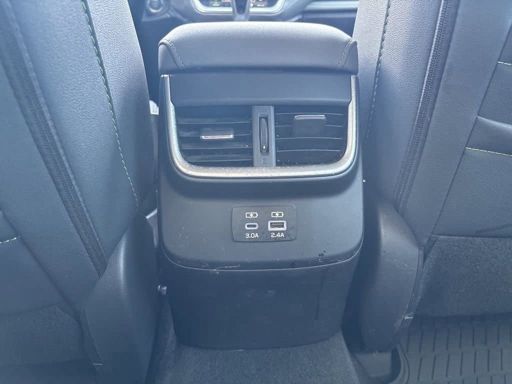 Used 2023 Subaru Outback Onyx Edition image 17