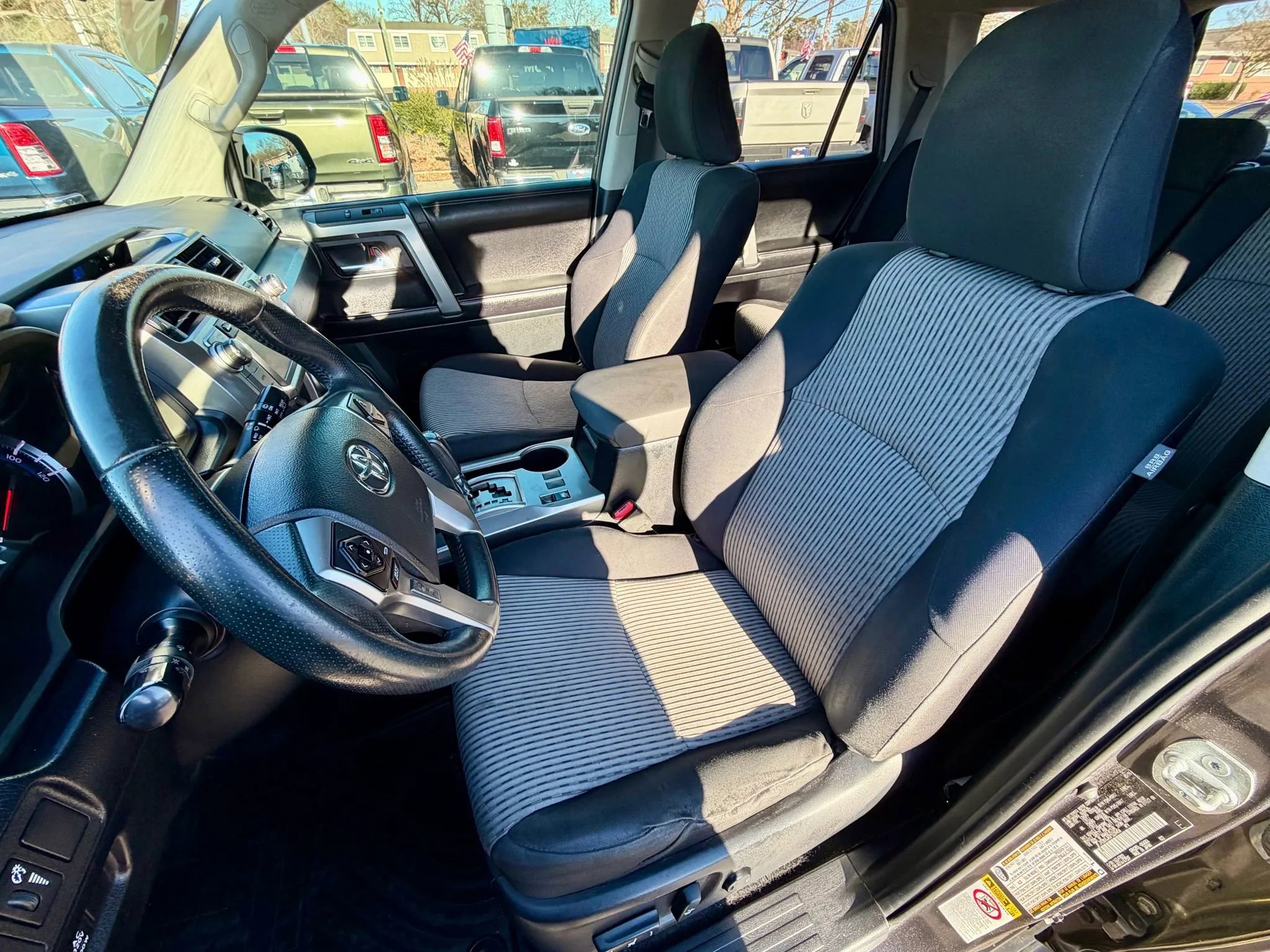 Used 2015 Toyota 4Runner SR5 image 8