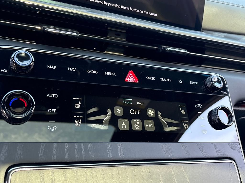 New 2026 Genesis GV80 3.5T Prestige image 18