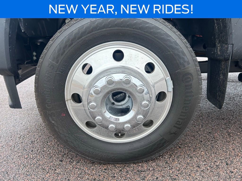 New 2026 Ford F550 4x4 Crew Cab Super Duty w/ Snow Plow Prep Package image 42