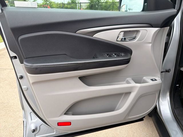 Used 2019 Honda Ridgeline RTL-T image 12