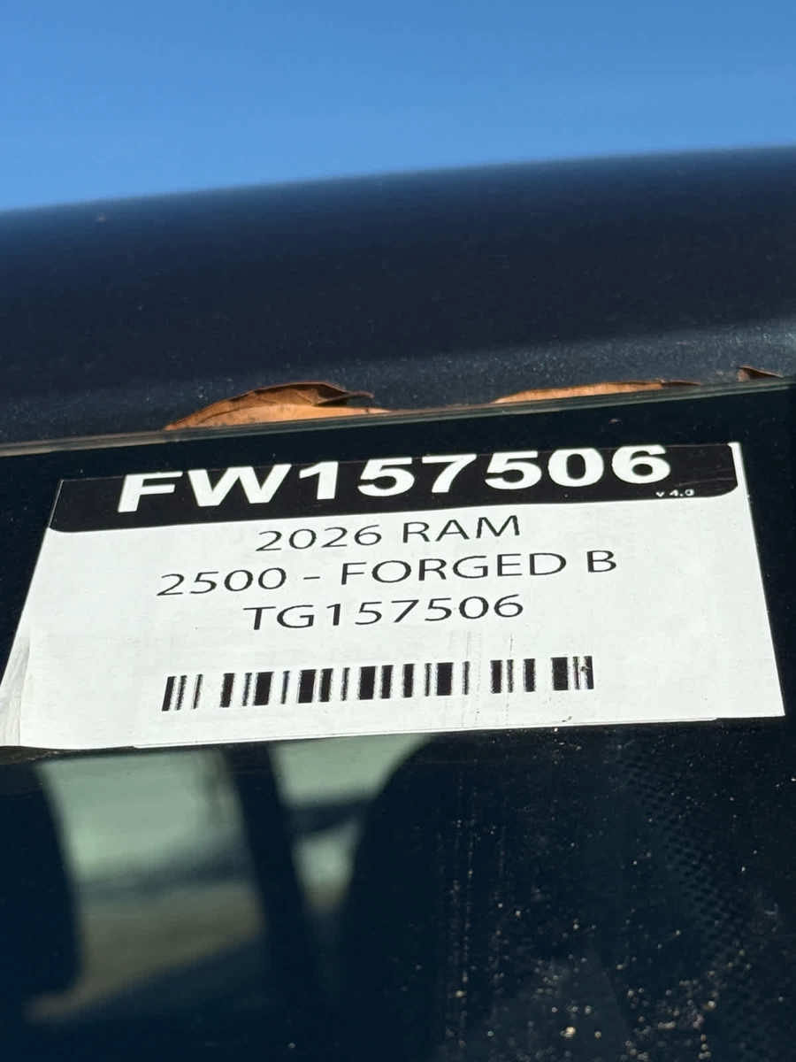 New 2026 RAM 2500 Big Horn AWD/4WD image 32