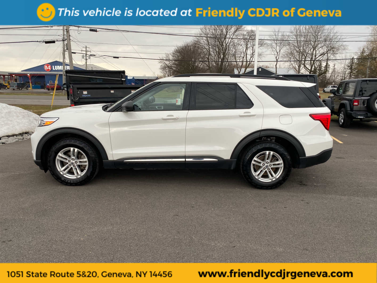 Used 2022 Ford Explorer XLT w/ Equipment Group 202A image 7